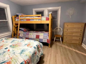 The Pelican's Nest - Renting anything from a 1 bedroom to a 13 Bedroom Unit....